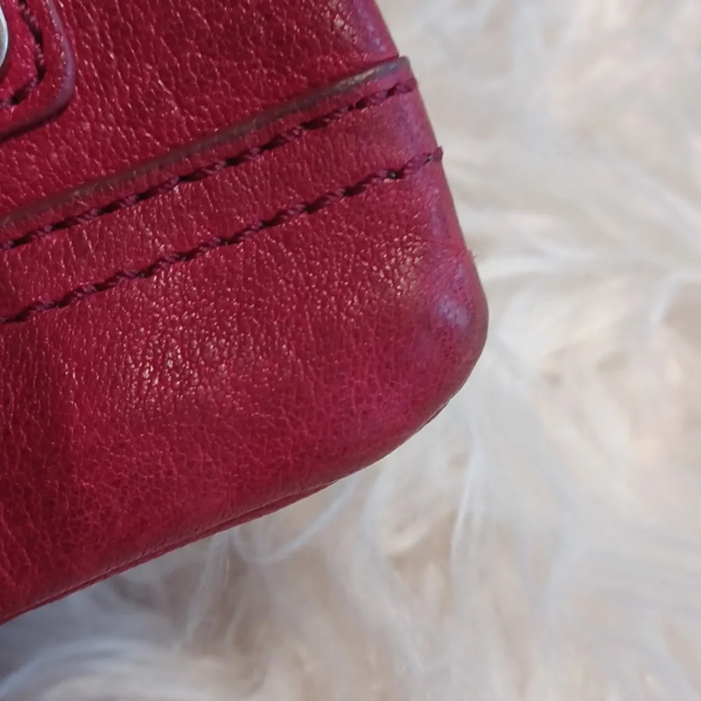 Fossil Lamb Leather ID HOLDER